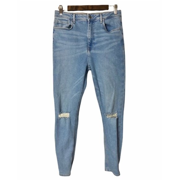 Forever 21 Light Wash Distressed Knee High Rise Skinny Jeans 31 - Picture 1 of 6